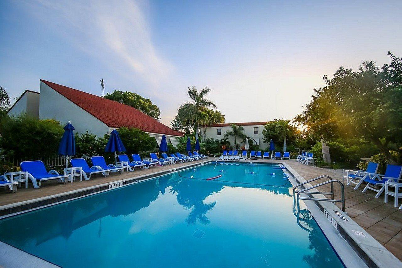 Sanibel Moorings Hotel Exterior photo