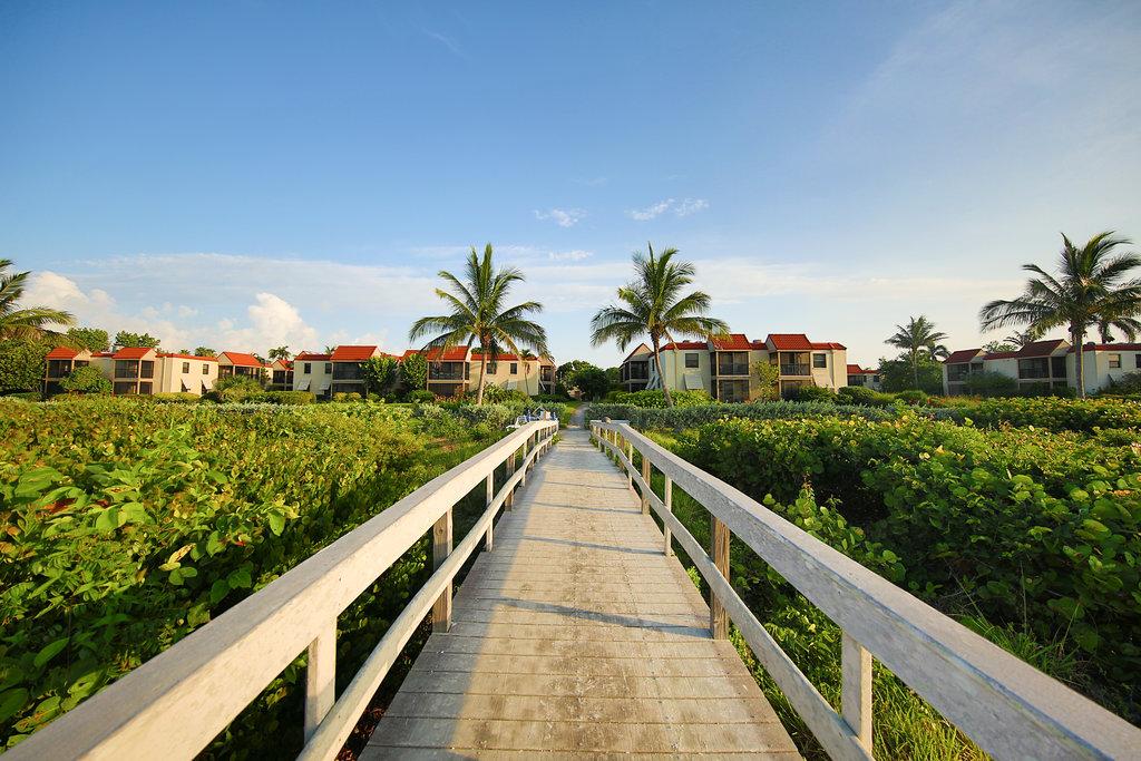 Sanibel Moorings Hotel Exterior photo