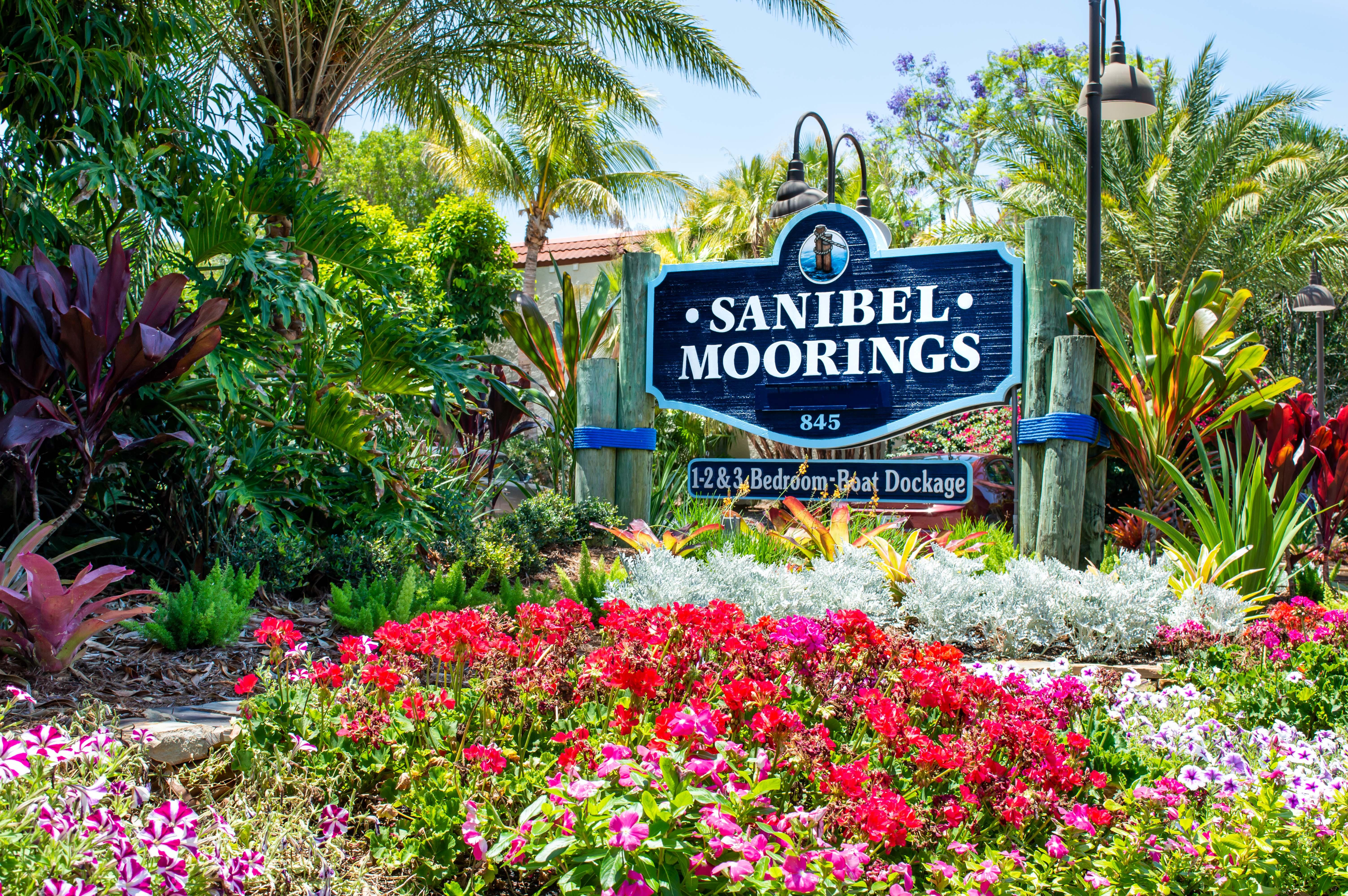 Sanibel Moorings Hotel Exterior photo