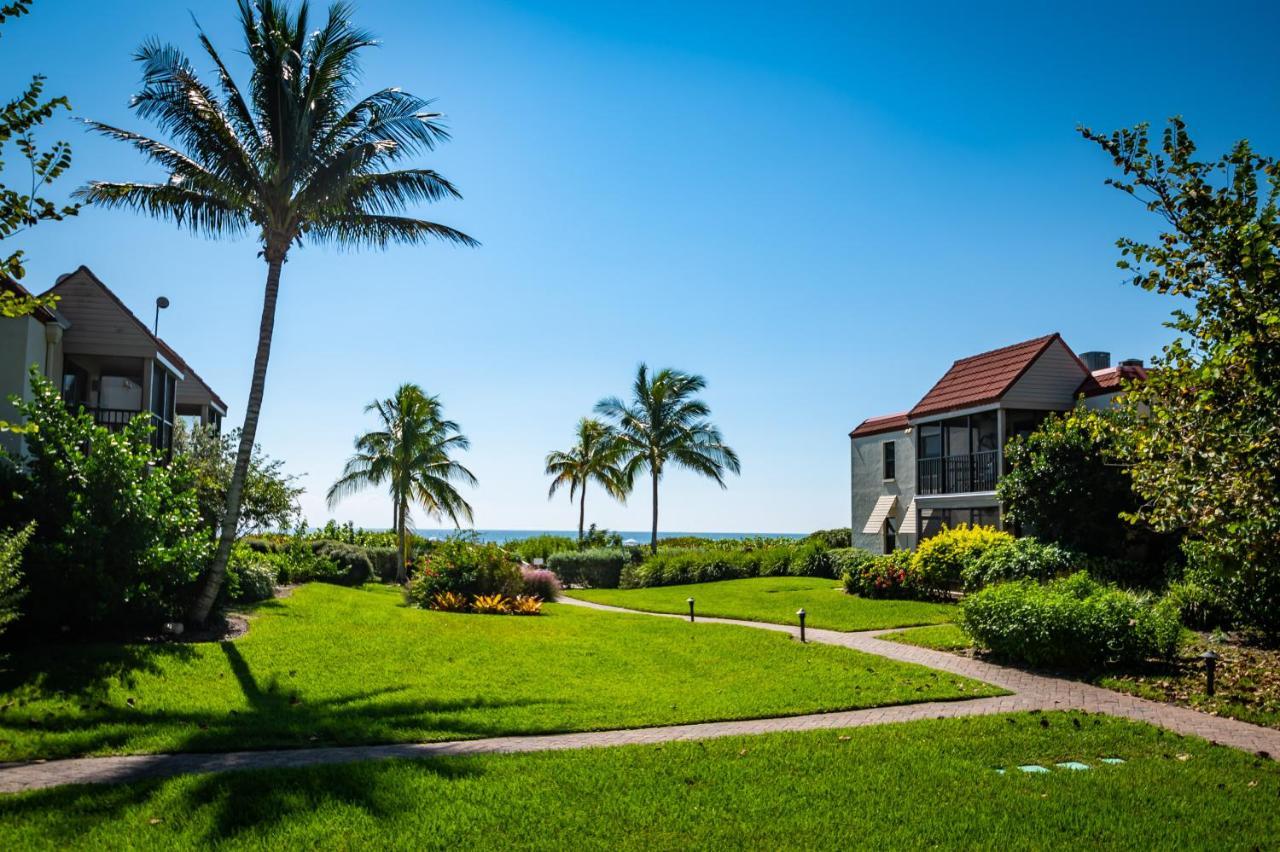 Sanibel Moorings Hotel Exterior photo
