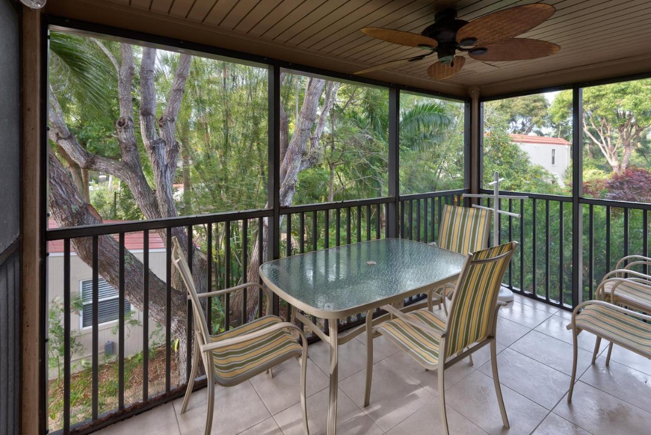 Sanibel Moorings Hotel Exterior photo