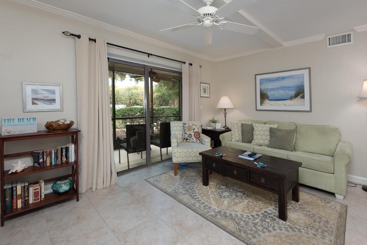 Sanibel Moorings Hotel Exterior photo
